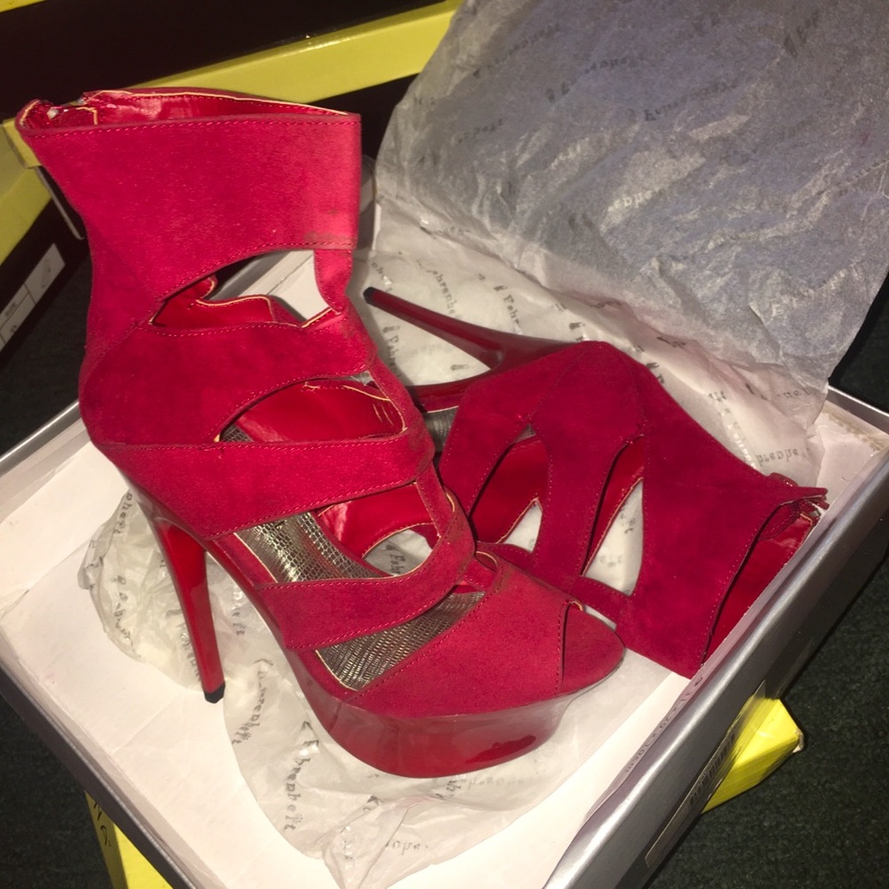 Shoe